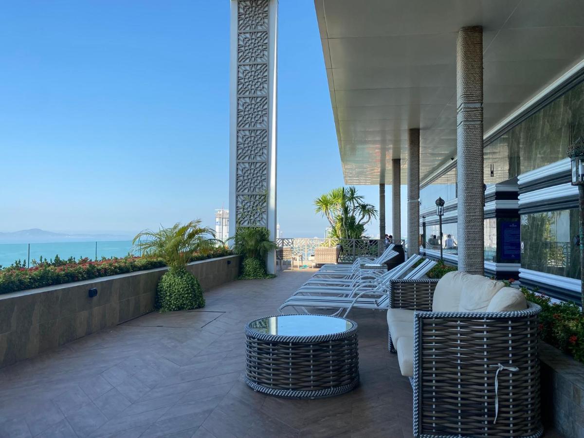 Riviera Jomtien Roomy 1-Bdr Seaview Condo Exterior photo