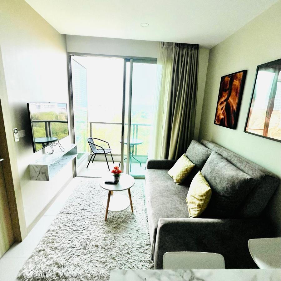 Riviera Jomtien Roomy 1-Bdr Seaview Condo Exterior photo