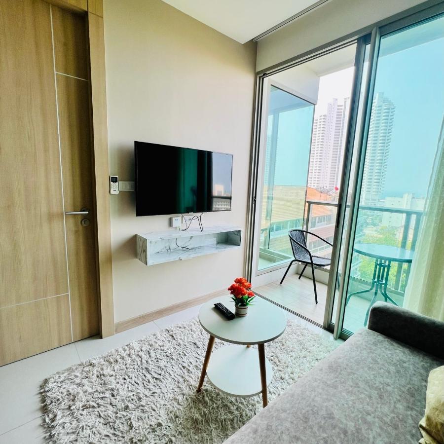 Riviera Jomtien Roomy 1-Bdr Seaview Condo Exterior photo